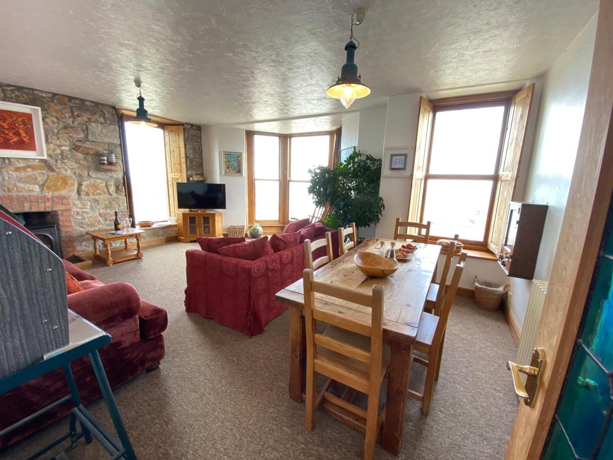 Huer'S Watch A Beautifully Presented Private Apartment With Far Reaching Views Over St Ives Harbour And Bay And Free Onsite Parking For Larger Groups Book Along With Our Connecting Two Sister Apartments Kültér fotó